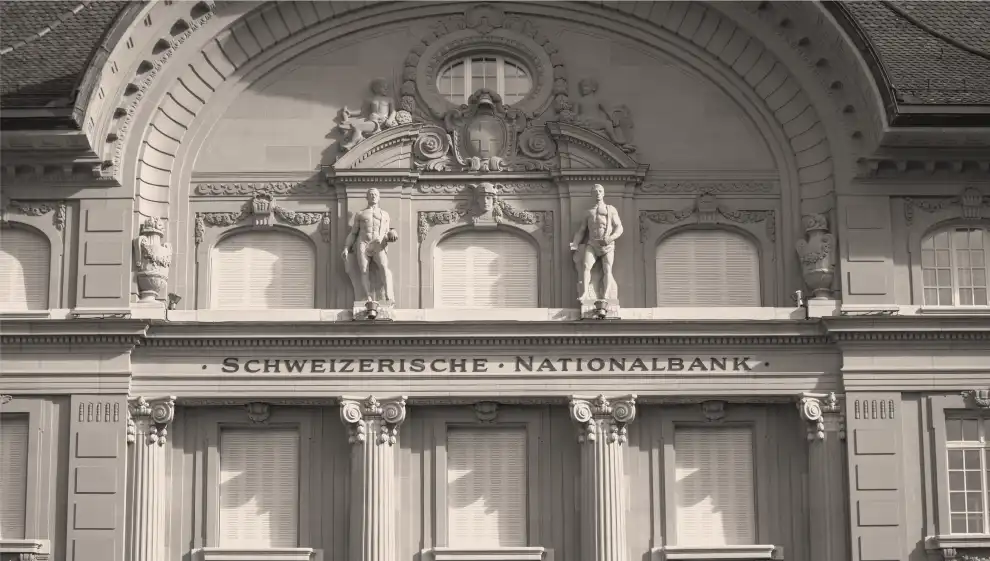 The Swiss franc under pressure: Daniel Varela’s analysis in Tribune de Genève