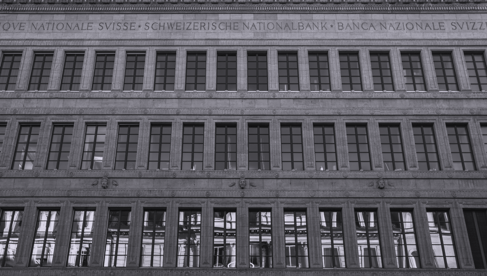 Pourquoi le franc suisse ne joue-t-il plus pleinement son rôle de valeur refuge ?