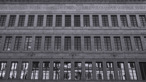 Pourquoi le franc suisse ne joue-t-il plus pleinement son rôle de valeur refuge ?