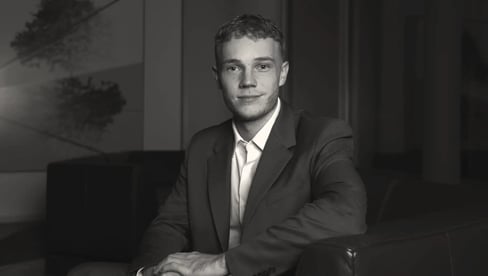 Nicolas Wilde : un parcours guidé par l’analyse et la curiosité