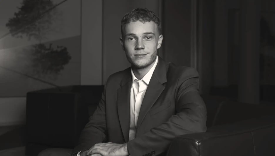 Portrait de Nicolas Wilde chez Piguet Galland