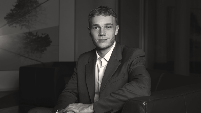 Nicolas Wilde : un parcours guidé par l’analyse et la curiosité