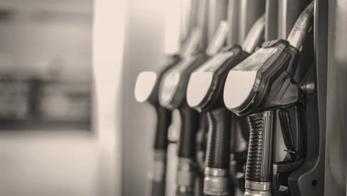 Résilience des marchés face au choc pétrolier : l'analyse de Daniel Varela dans la Tribune de Genève